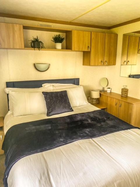 The Hygge Retreat At 7 Lakes Country Park, Lincolnshire Villa Crowle  Dış mekan fotoğraf