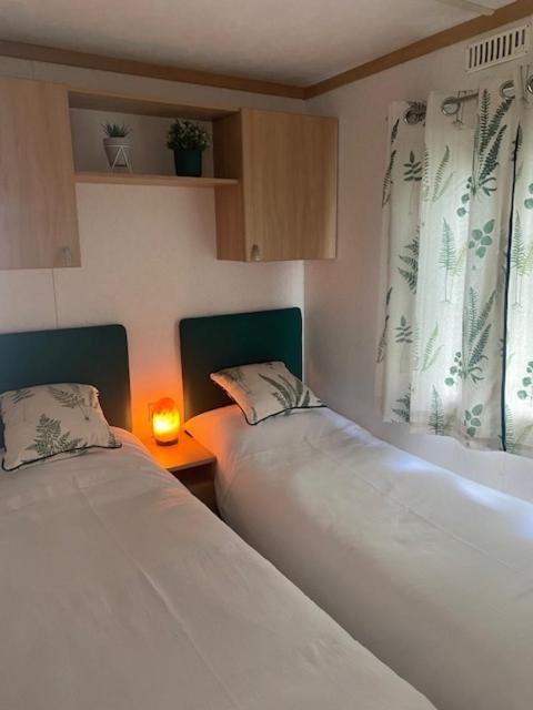 The Hygge Retreat At 7 Lakes Country Park, Lincolnshire Villa Crowle  Dış mekan fotoğraf